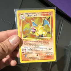 Pokemon TCG Charizard 4/102 Base Set Holo Rare English 1999 120 HP - Image 1