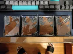 4x Pokemon Shining Fates 65 sleeves sealed packs Eevee VMAX - Image 1