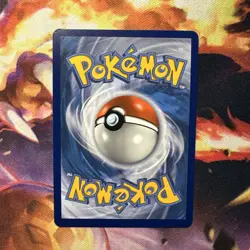 Charizard 025/185 - Reverse Holo Rare - Pokemon card SWSH04: Vivid Voltage - NM - Image 3