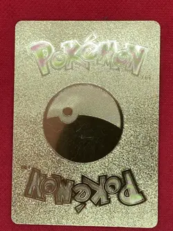 2 Pokemon cards - Vaporeon & Charizard Vmax - Image 3