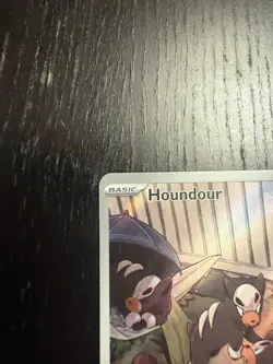 Pokemon TCG Houndour Holo Illustration Card 204/197 SV03 Obsidian Flames - Image 4