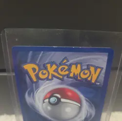 Pokemon Machamp 1st Edition Base Set Holo Rare 8/102 NM - Image 3