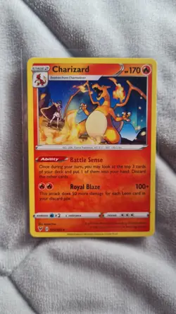 Charizard 025/185 (NON-HOLO) - Vivid Voltage - Pokemon TCG Cards - Image 1
