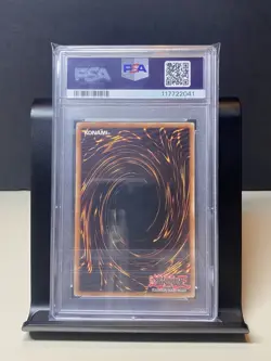 Yu-Gi-Oh! Cyber Dragon CRV-EN015 1st Edition Ultimate Rare PSA 8 - Image 2