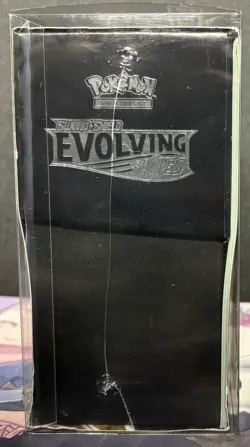 Evolving Skies Elite Trainer Box(Flareon/Jolteon/Umbreon/Leafeon) Factory Sealed - Image 2