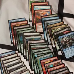Wizards Magic: The Gathering 200 Card Lot Streets Unfinity Ride Guide Newsie - Image 5