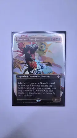 Pantlaza, Sun-Favored (Borderless) Commander: the Lost Caverns of Ixalan Foil - Image 1
