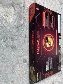 Pokemon TCG Flareon VMAX Premium Collection Box Factory Sealed Box Eeveelutions - Image 4