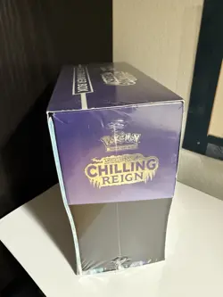 2021 Pokemon TCG Sword & Shield Chilling Reign Elite Trainer Box ETB Sealed New - Image 3