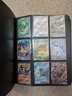 Pokemon TCG Collection Binder 558+ Cards Mix Charizard Pikachu... - Image 1