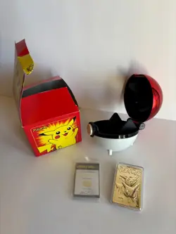 1999 Pokemon PIKACHU 23k Gold Plated Trading Card Vintage with BONUS Cards - Image 1