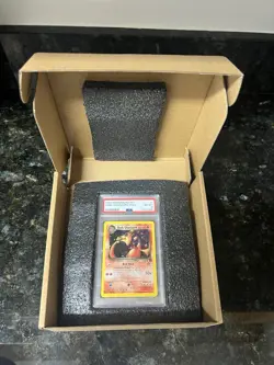 Dark Charizard #4 Holo 2000 Pokemon Rocket PSA 8 - English - Image 3