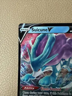 Pokemon TCG Suicune V 031/203 Ultra Rare holo Evolving Skies NM - Image 2
