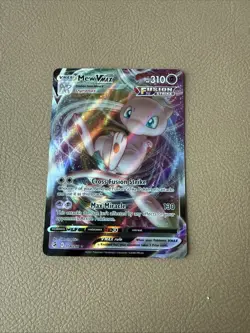 Pokemon Sword & Shield Fusion Strike - Mew VMAX 114/264 HOLO Ultra Rare - Image 1