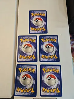 Dark Pokemon 5 Card Lot Team Rocket 2000 Non-Holo Rare Gyarados Machamp Etc !!! - Image 5