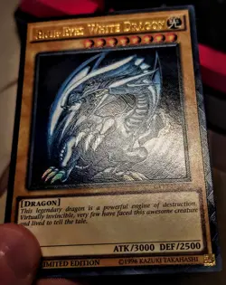 Yu-Gi-Oh! Ultimate Rare Style Blue-Eyes White Dragon - Image 4