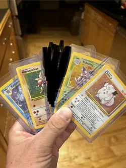 Pokemon Card Lot - 4 Base Set Holo Cards - NM-/LP - Image 1