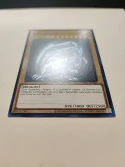 Blue-Eyes White Dragon LDK2-ENK01 Common Og Art Unlimited NM - Image 3