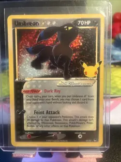 Pokemon TCG Umbreon Gold Star 17/17 Celebrations Classic Collection - Image 1