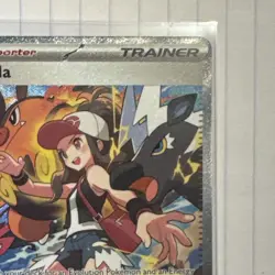 Sv: White Flare HILDA 171/086 SIR HOLO Full Art Trainer Supporter ENG - Image 3