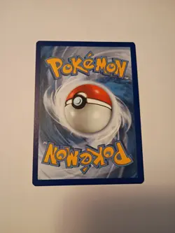 Pikachu 005/025 Celebrations Holo Pokemon - Image 2