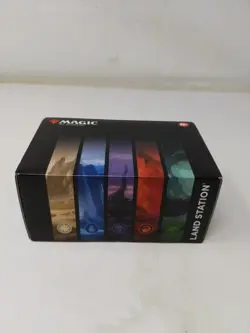 Magic: The Gathering Land Station (400 Basic Lands) - Image 1