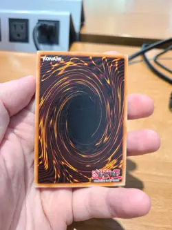 Yugioh Glow-Up Bulb PGL2-EN033 1st Gold Rare - Image 2