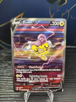 The Pokemon Company Raikou V GG41/GG70 Crown Zenith GG Ultra Rare Holo Full Art - Image 1