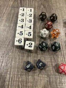 Magic the Gathering MTG Game Die Lot Of 36 - Spin Down Dice And Misc Other Dice - Image 4