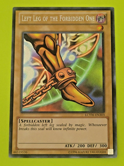 Yu-Gi-Oh Left Leg of the Forbidden One Secret Rare LCYW-EN303 Nm - Image 1