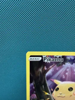 Pokemon Pikachu Card 2021 Celebrations Series 005/025 Full Art Holo LP 2810 - Image 2