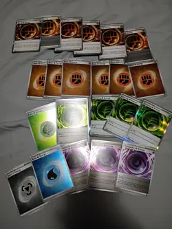 Pokemon - TCG Trading Cards - Energy Lot 22 Cards Holo/Rev - Image 2