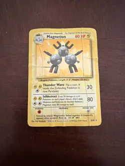 Magneton 11/62 Fossil Holo Rare Pokemon TCG - Image 1