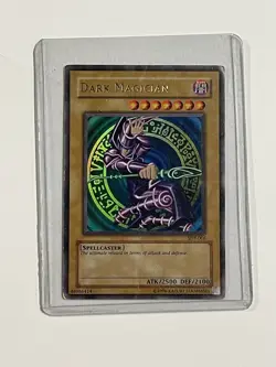 Yu-Gi-Oh! TCG Dark Magician SDY-006 moderately played - Image 1
