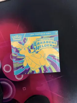 Pokemon Erhabene Helden Top Trainer Box - Image 1