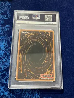 Yu-Gi-Oh! Dark Magician 1st Edition Ultra Rare BIY-S006 Spanish PSA 6 - Image 3
