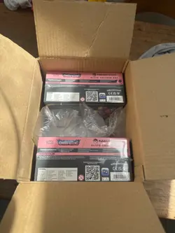 2x sealed pokemon center chaos rising etb - Image 2