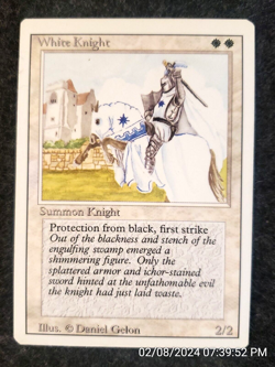 White Knight Revised NM NEVER PLAYED MAGIC THE GATHERING MTG CARD (DS3D1D4) - Image 1