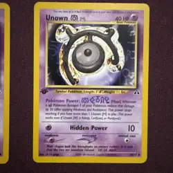 Pokemon 1st Edition Unown M 49/75 Neo Discovery Unown O 69/75 Pokemon Cards - Image 3