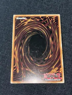 Elemental HERO The Shining Prc1-Env01 2012 Premium Collection Tin Limited Yugioh - Image 4