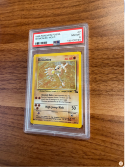 Hitmonlee 7/62 Fossil Holo pokemon PSA 8 - Image 1