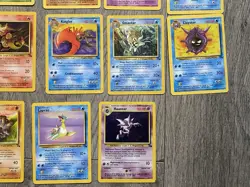 Lot of 22 Fossil Set Pokemon TCG Cards - Image 5