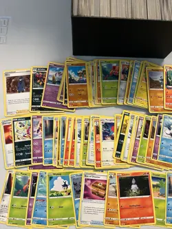 Huge Pokemon 1000 Card Lot Of Common/Uncommon NM-LP - Image 3