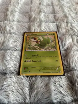Snivy RC1/RC25 Pokemon Card Legendary Treasures Radiant Collection Reverse Holo - Image 2