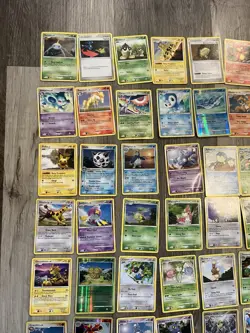 Lot of 100 Pokemon Cards 2007 Some Holographic - Image 2
