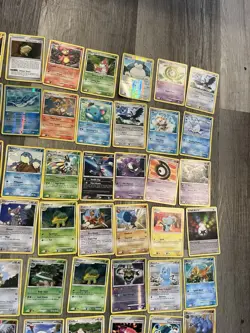 Lot of 100 Pokemon Cards 2007 Some Holographic - Image 3