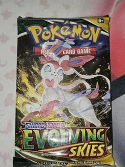 The Pokemon Sword & Shield Evolving Skies Booster Pack Factory Sealed New - Image 1