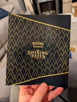 Pokemon Shining Fates TCG Player's Guide Book - ETB fresh, rare and unused! - Image 2