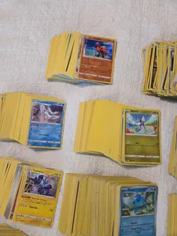 HUGE LOT OF OVER 1400 POKEMON CARDS GOLD BARS AND SEALED TIN FOIL CARDS INCLUDED - Image 4
