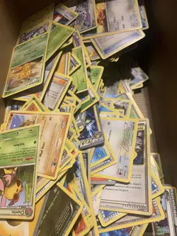 *POKEMON CARDS- LOT OF 160 OFFICIAL CARDS-HOLOS, DR, UR etc. English/Japanese - Image 4